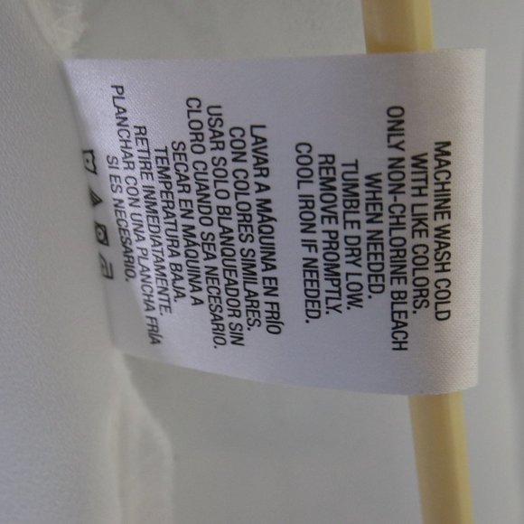 Covington White Flutter Sleeves VNeck Button Close Blouse -L - Picture 12 of 12